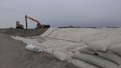 Гусеничный экскаватор Caterpillar 320, 2020
